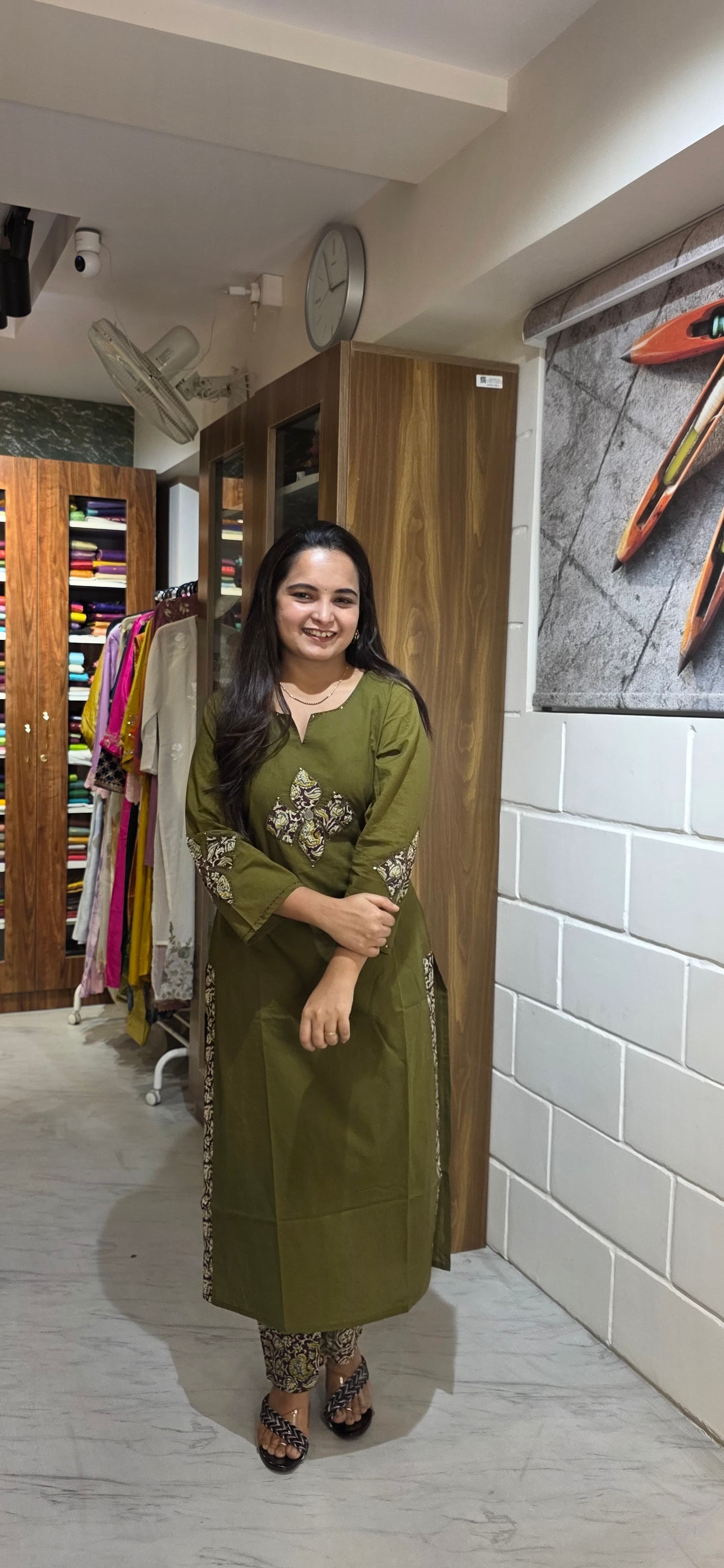 Olive Green Kurta Set with Kalamkari Printed Bottom & Dupatta view 2