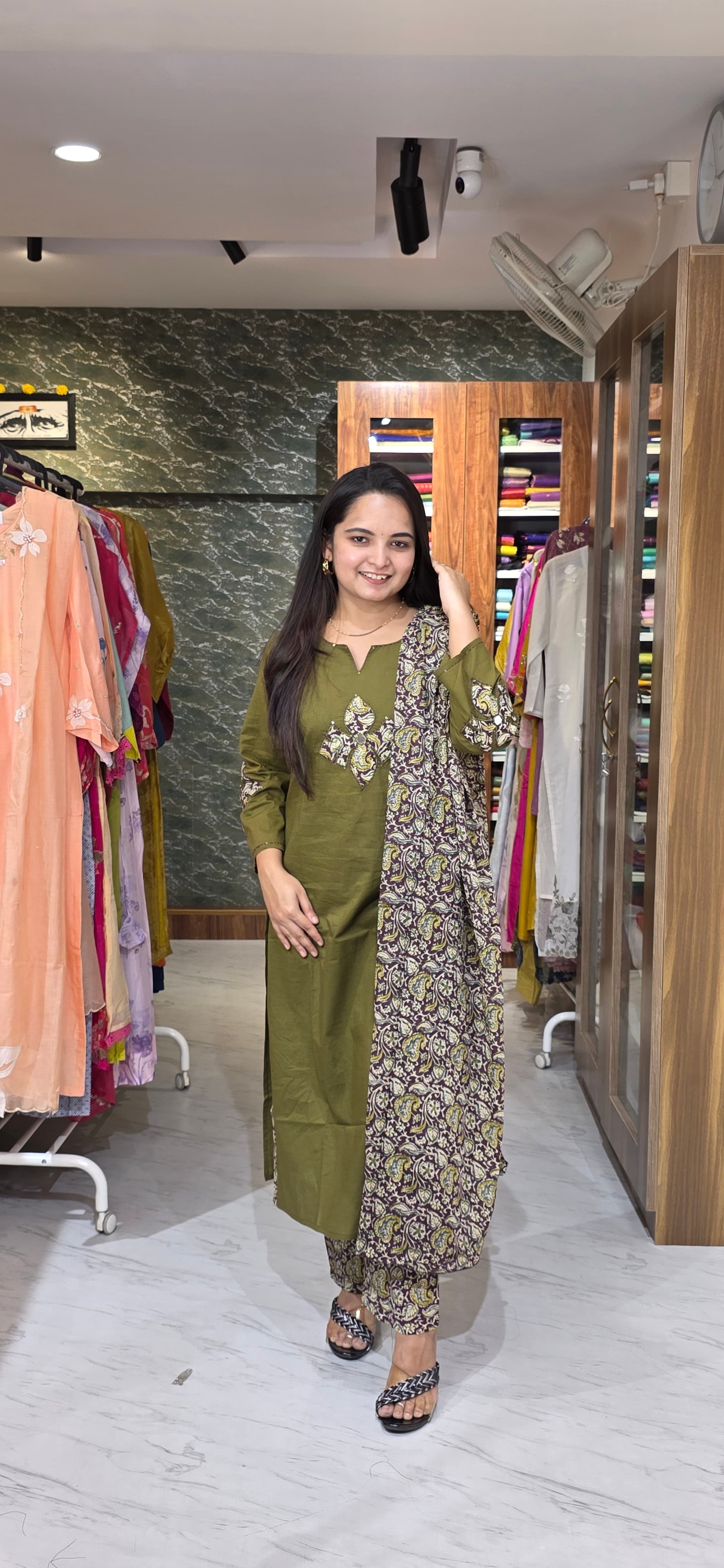 Olive Green Kurta Set with Kalamkari Printed Bottom & Dupatta view 4