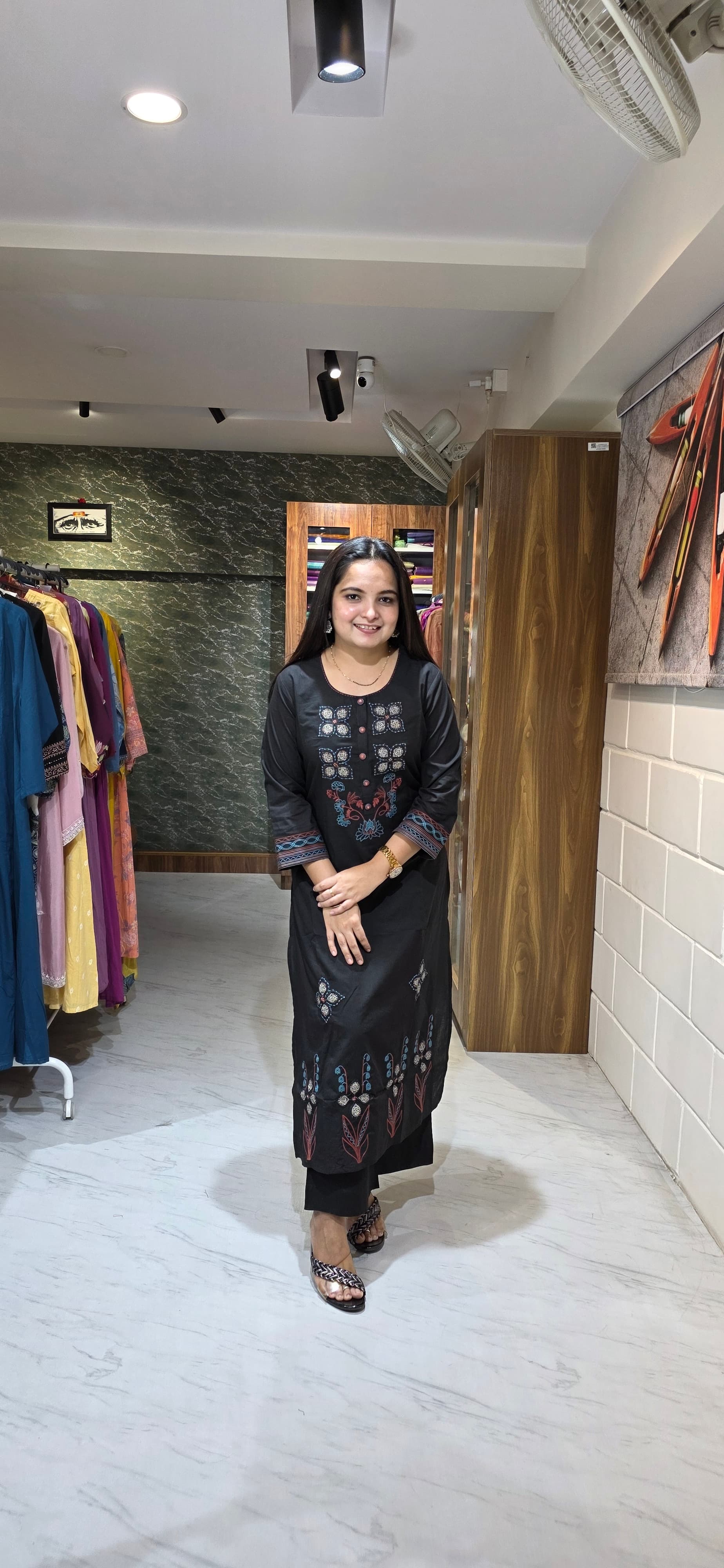 Classic Black Kurta Set with Appliqué & Thread Embroidery and Ajrakh Dupatta