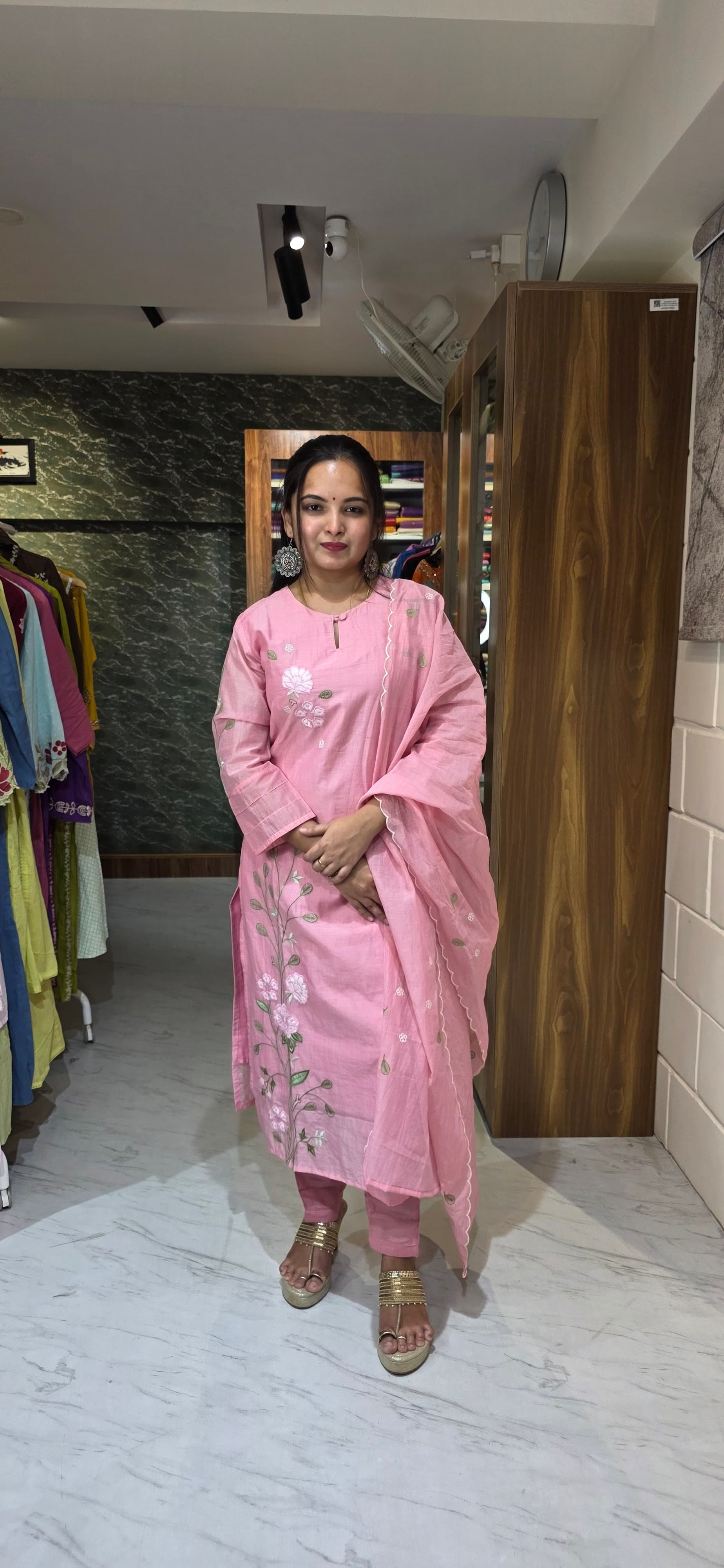 Blush Pink Embroidered Mul Chanderi Suit Set with Scallop Dupatta view 6