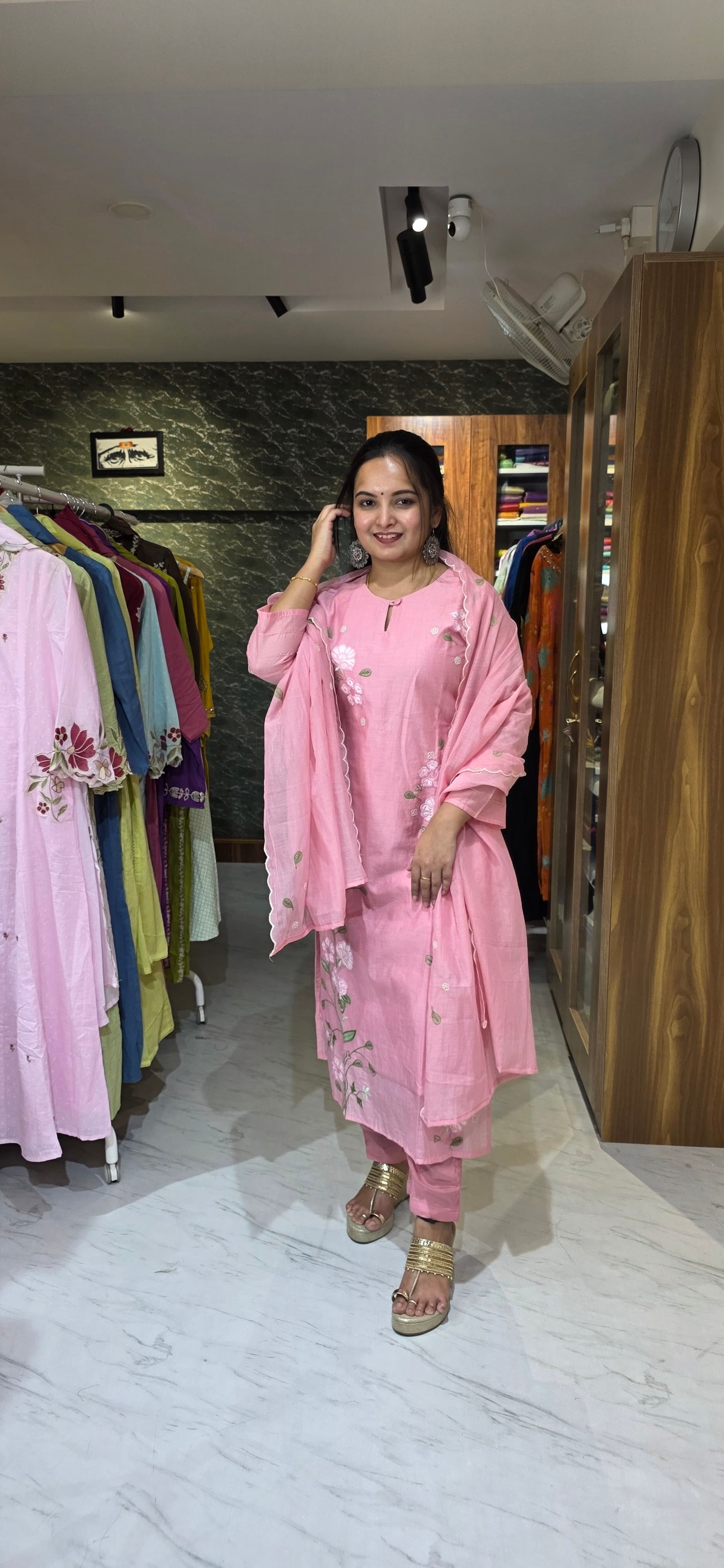 Blush Pink Embroidered Mul Chanderi Suit Set with Scallop Dupatta view 7