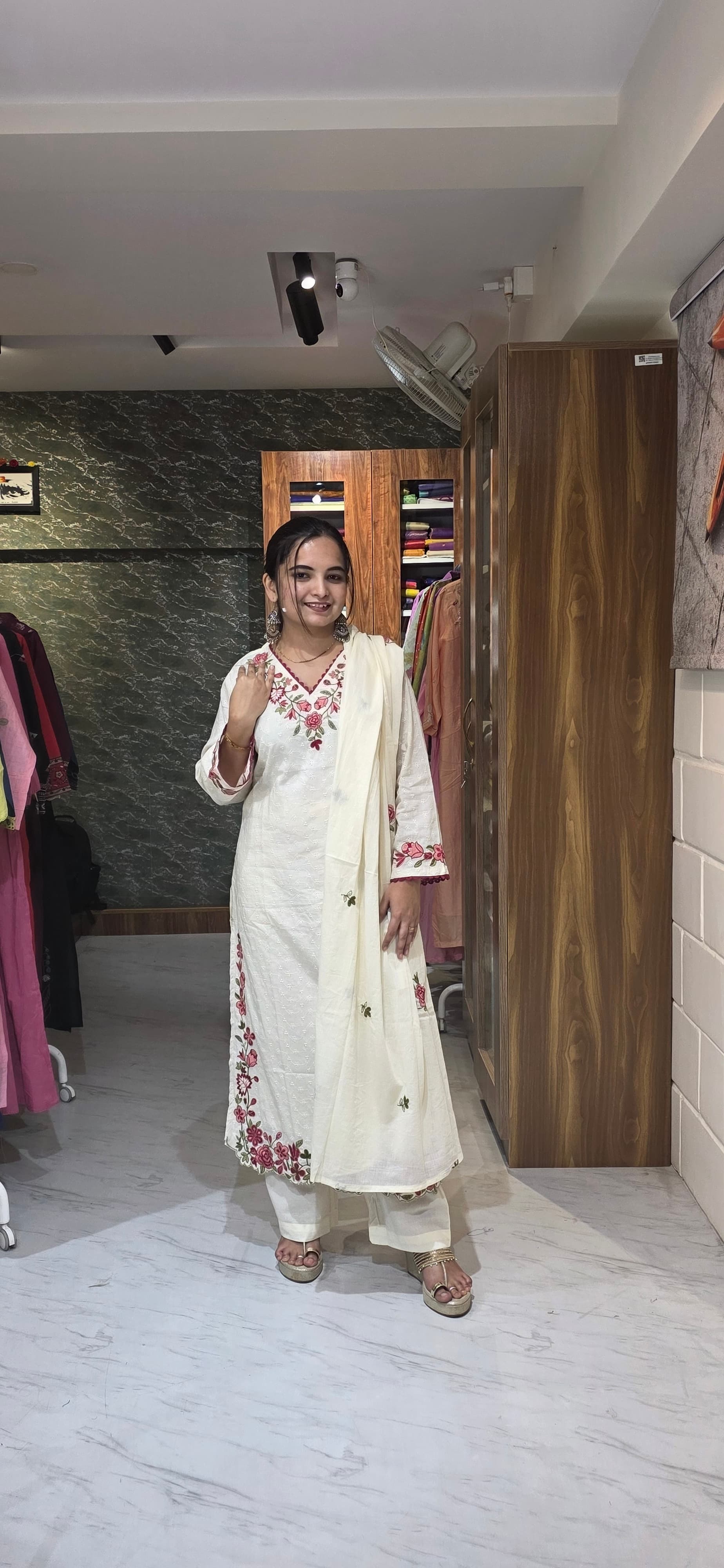 Premium Schiffli Cotton Off-White Red Floral Embroidered Kurta Set view 2