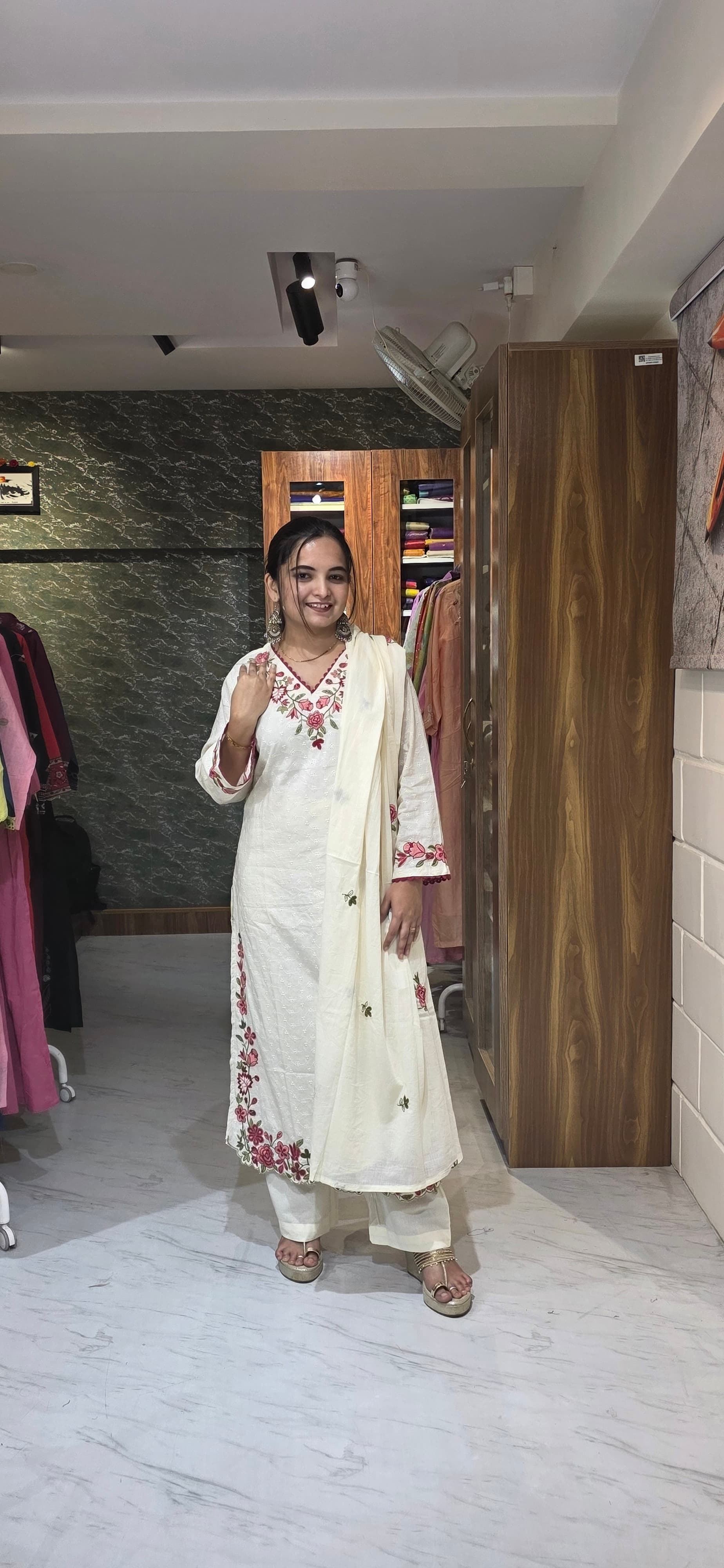 Premium Schiffli Cotton Off-White Red Floral Embroidered Kurta Set view 3